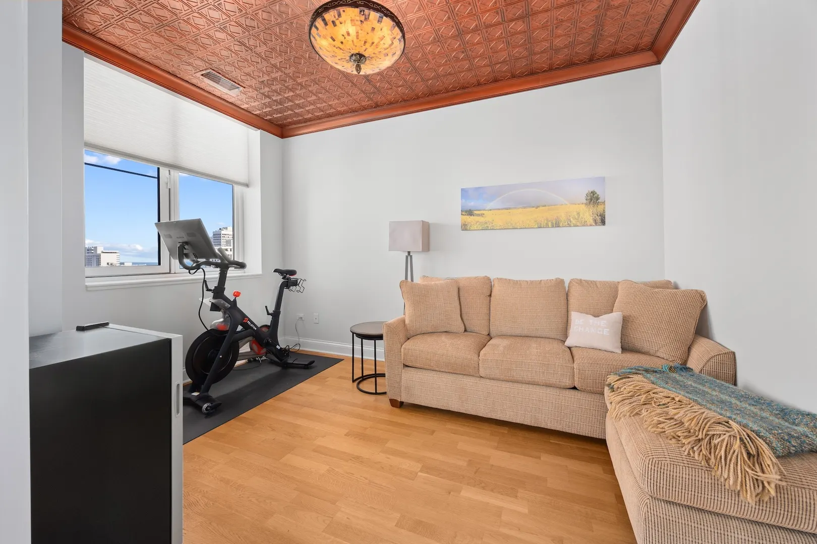 10 E Delaware Street 27E IL