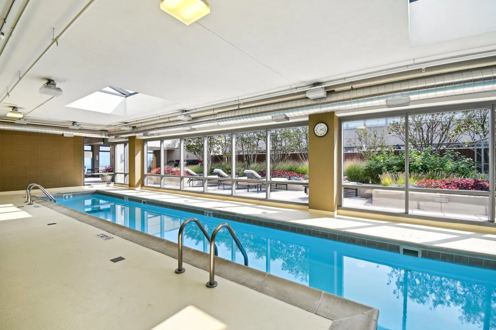 65 E Monroe Street 4521 IL