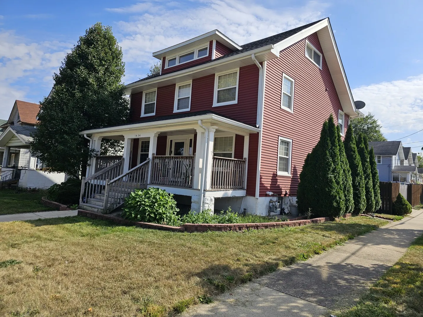 1434 Elm Street IL