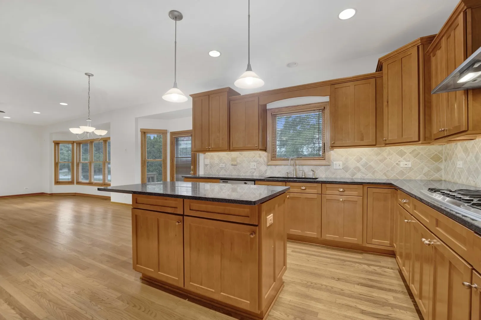 640 Downey Street IL
