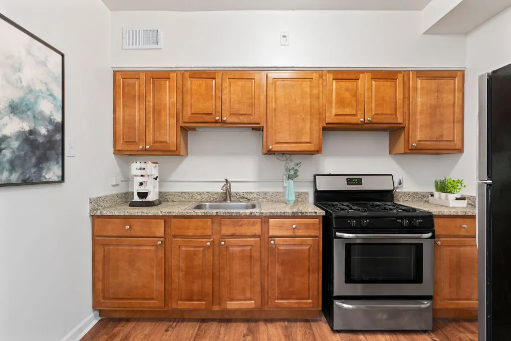 6230 N Kenmore Avenue 1607 IL