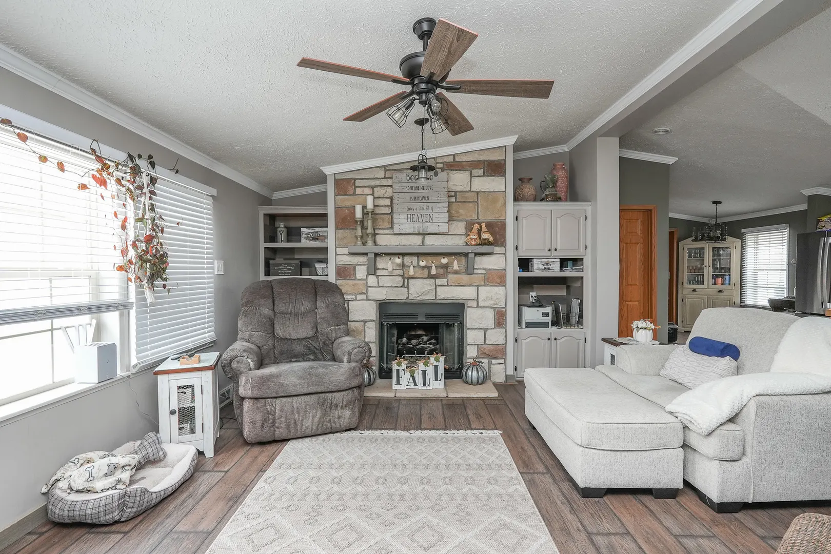 1063 Woodlawn Drive IL