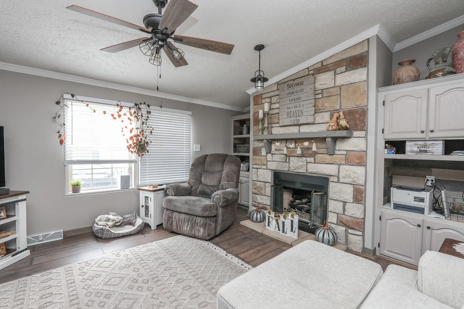 1063 Woodlawn Drive IL