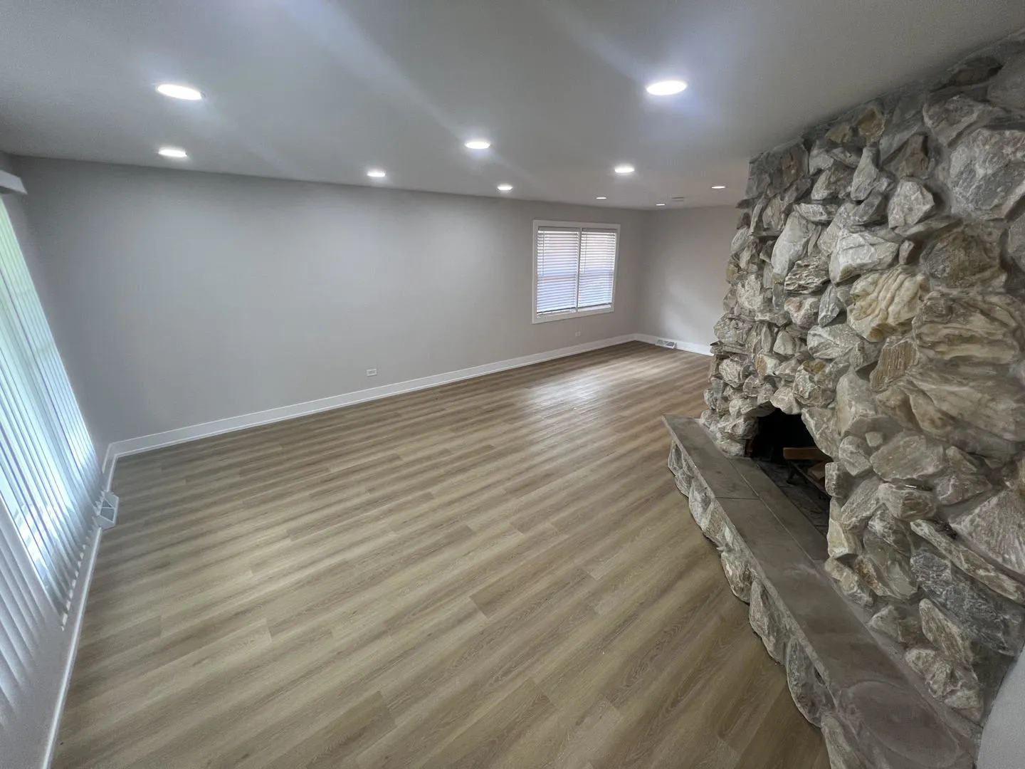 15037 Irving Avenue IL