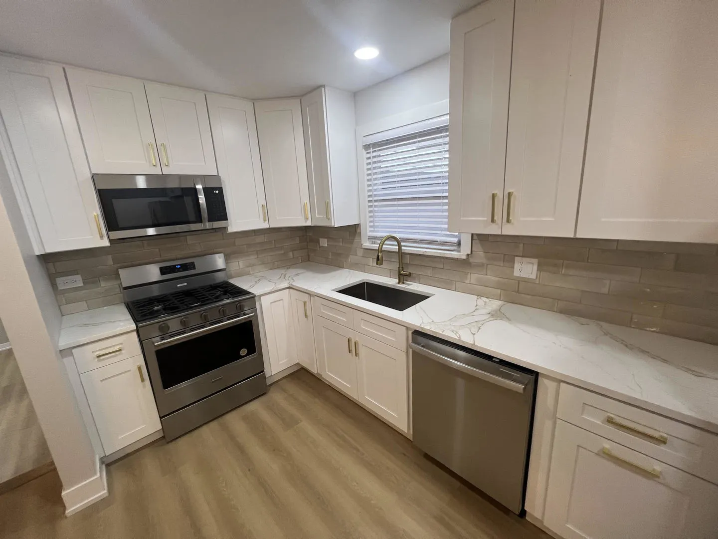 15037 Irving Avenue IL