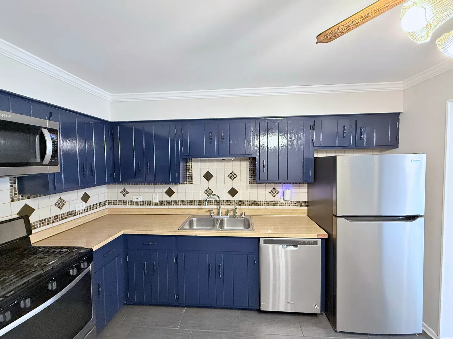 13050 S Marquette Avenue 3E IL