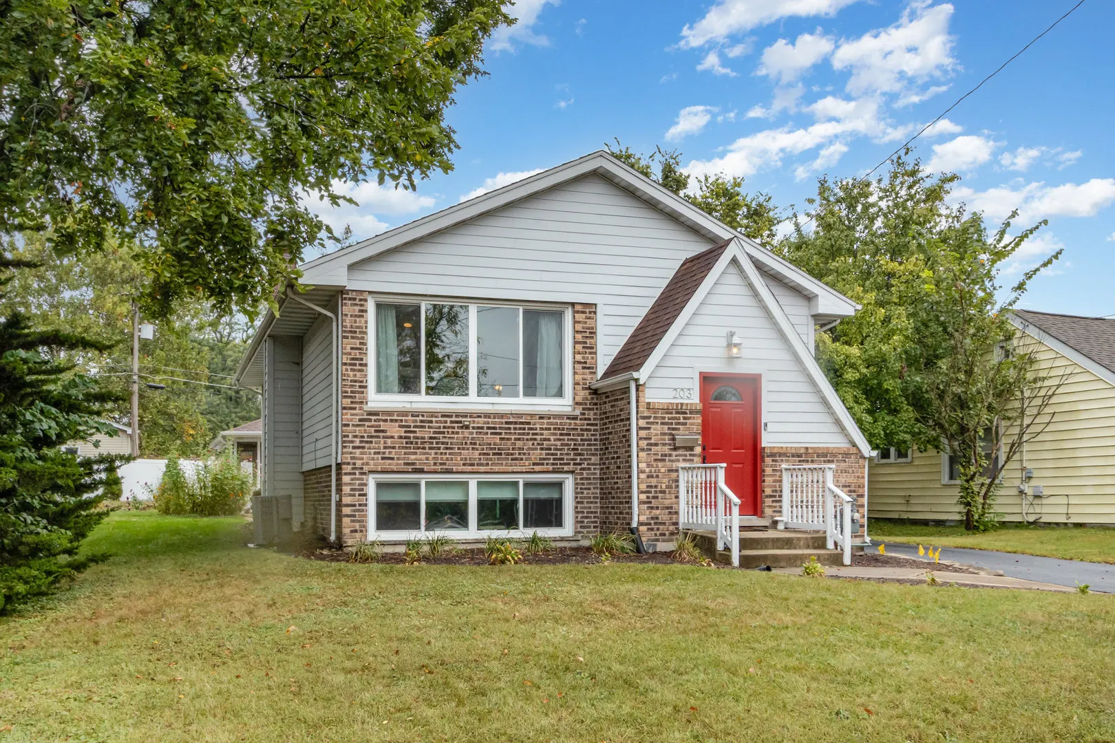 203 Fir Street IL