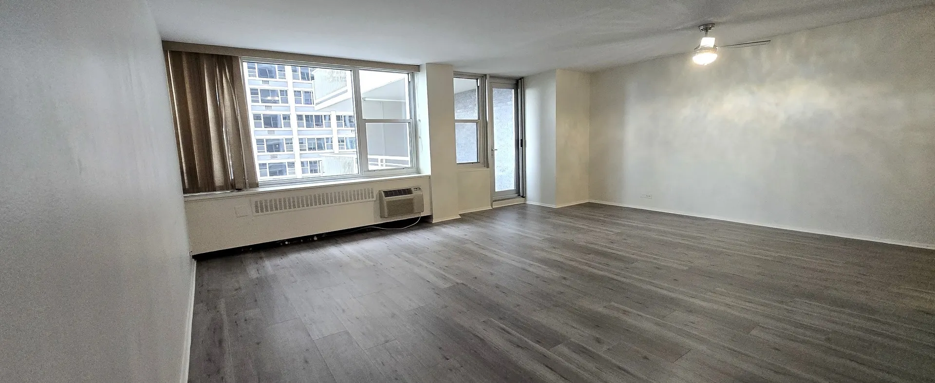 4250 N Marine Drive 827 IL
