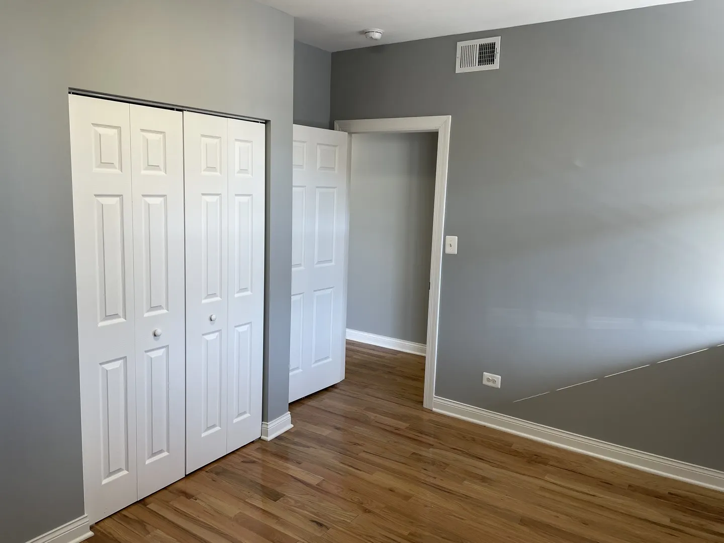 1411 E 67th Place 2W IL