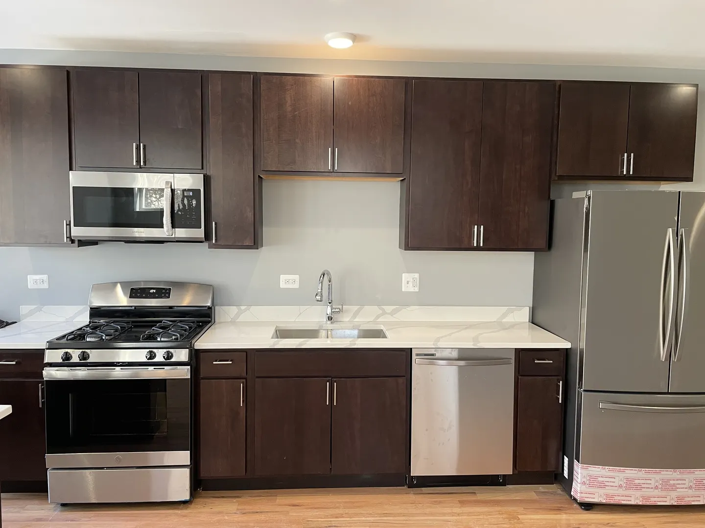 1411 E 67th Place 2W IL