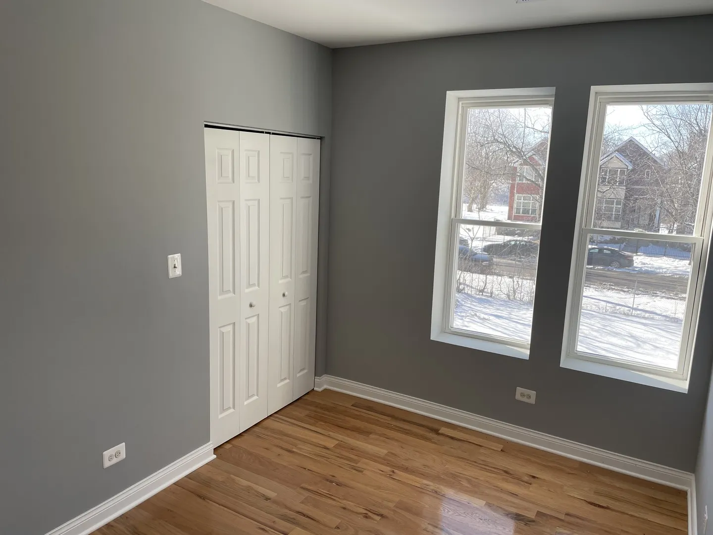1411 E 67th Place 2W IL