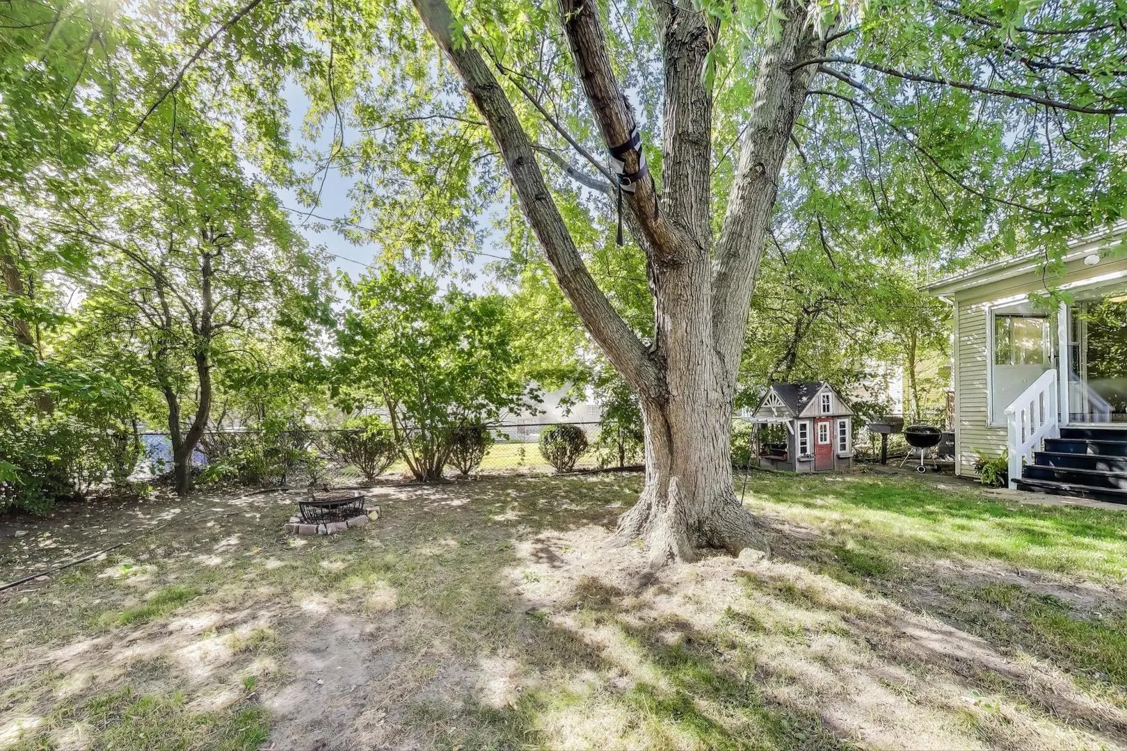 6053 N Keeler Avenue IL