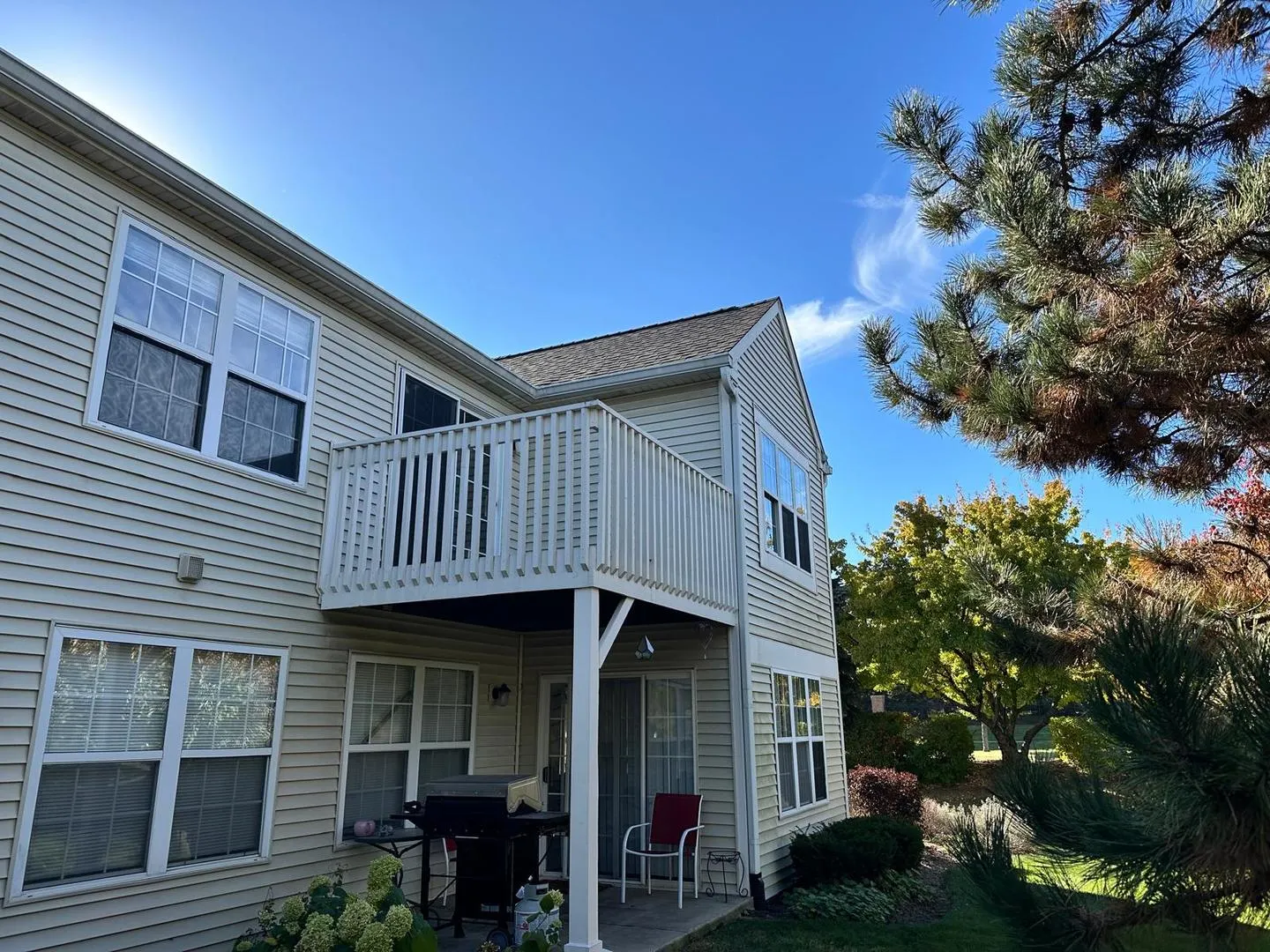 2211 Waterleaf Court 204 IL