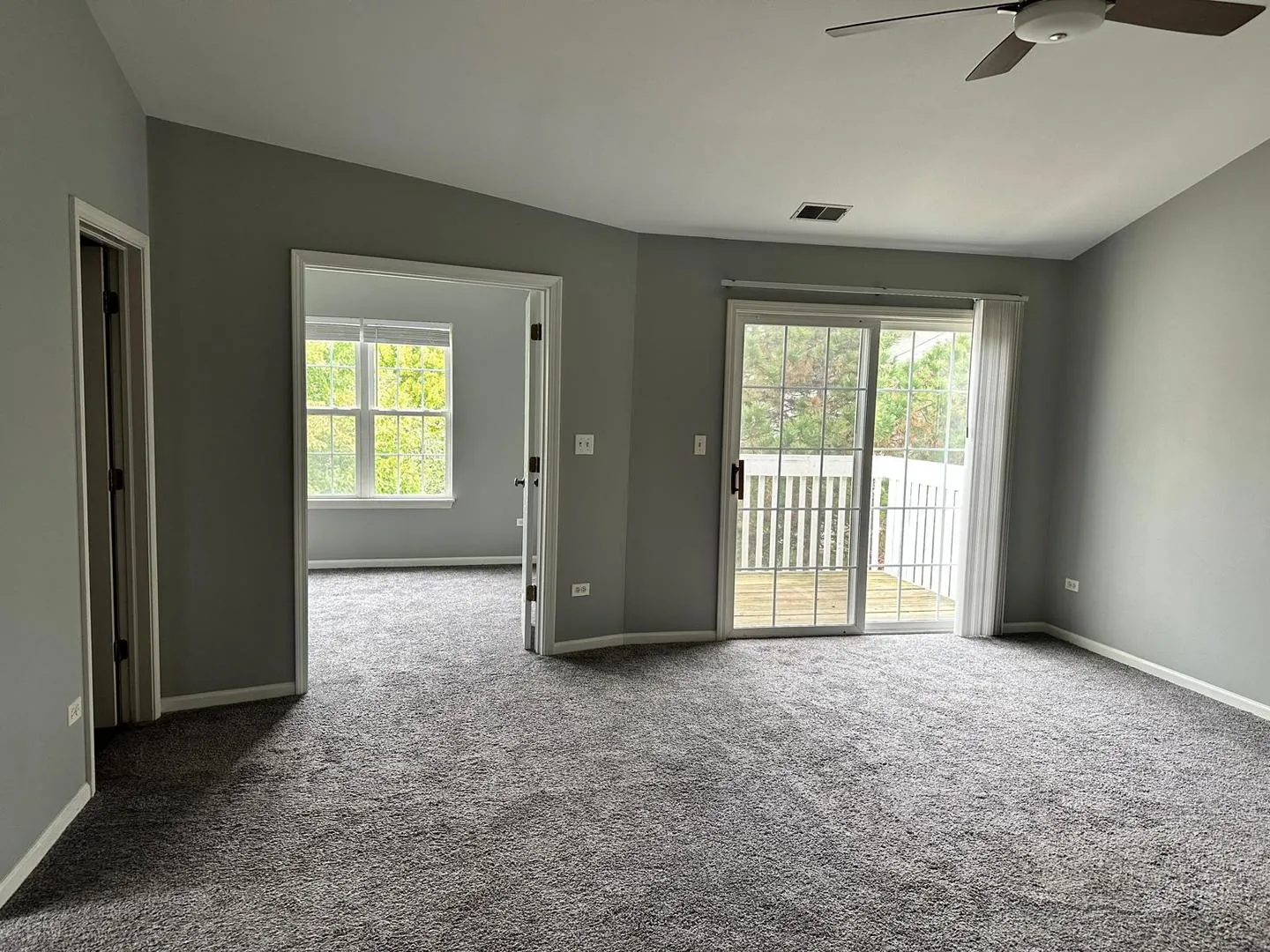 2211 Waterleaf Court 204 IL