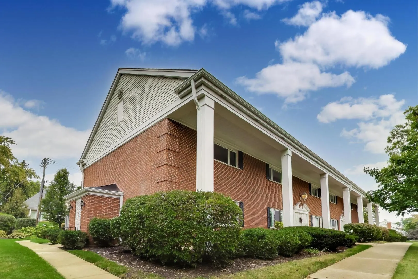 1406 Chanticleer Lane 1406 IL