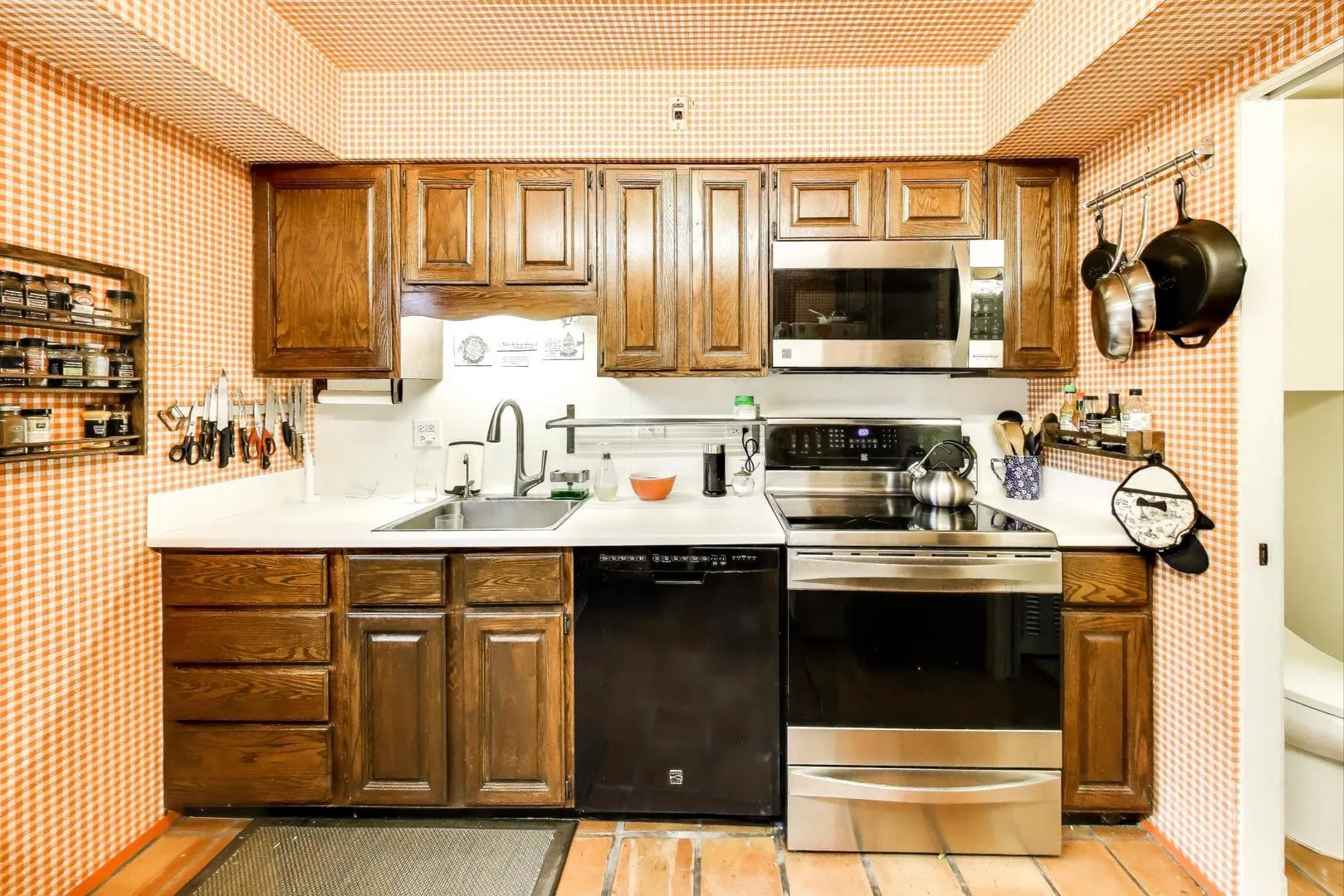 1406 Chanticleer Lane 1406 IL