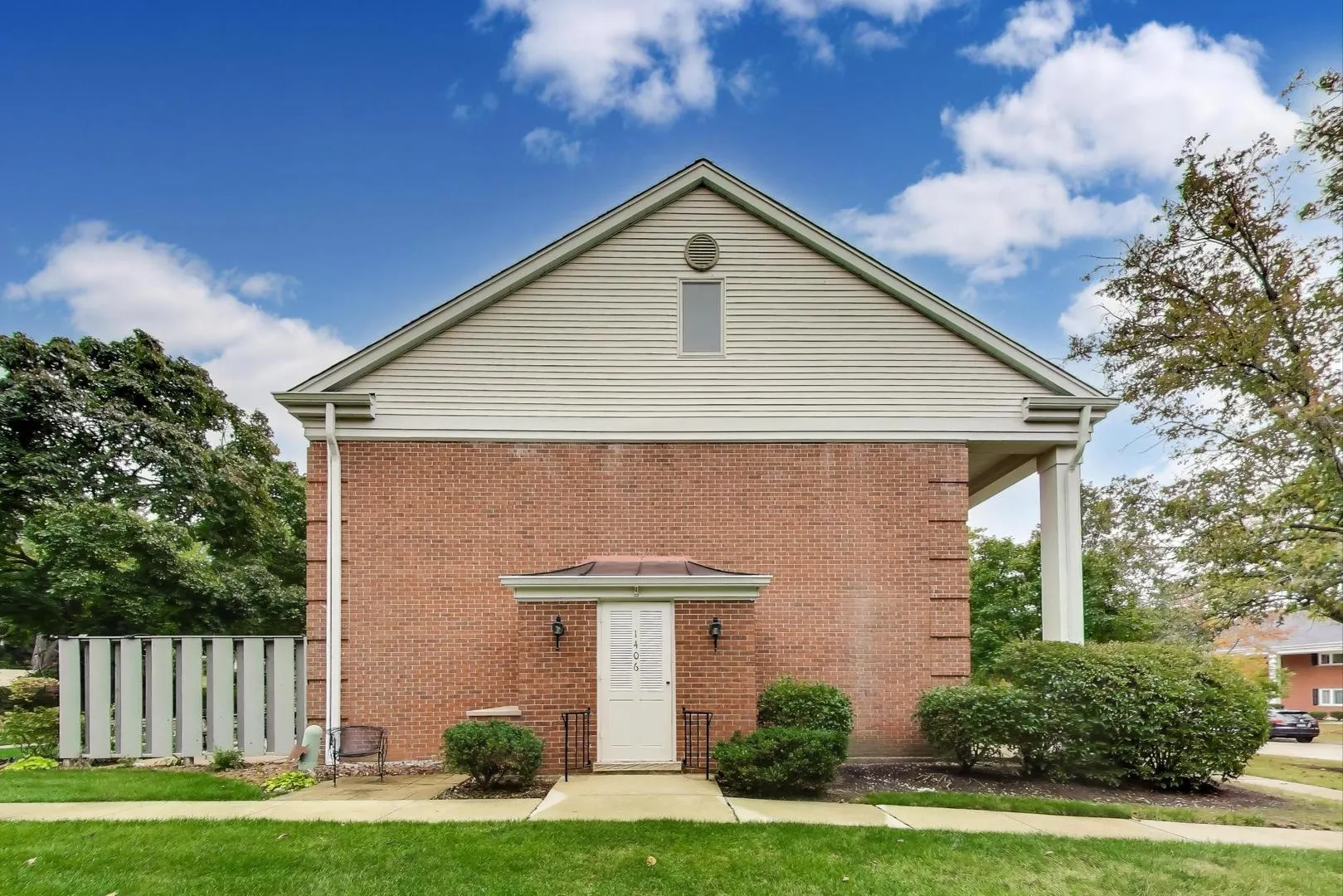 1406 Chanticleer Lane 1406 IL