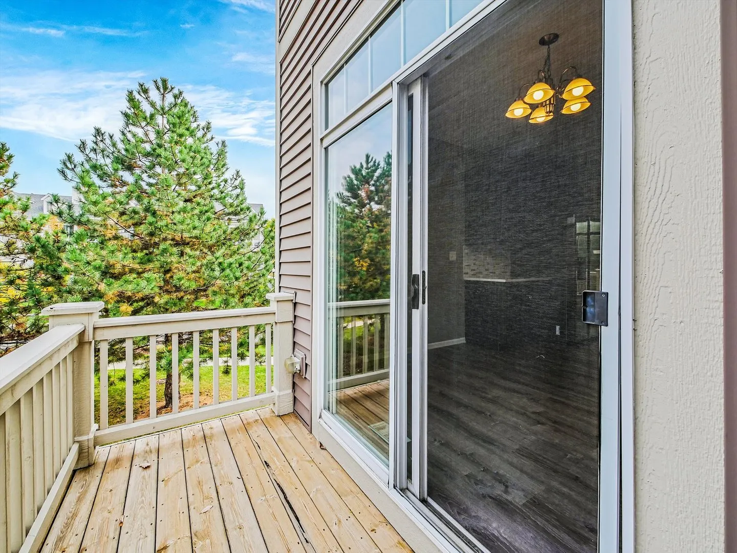 1090 Maubert Court IL