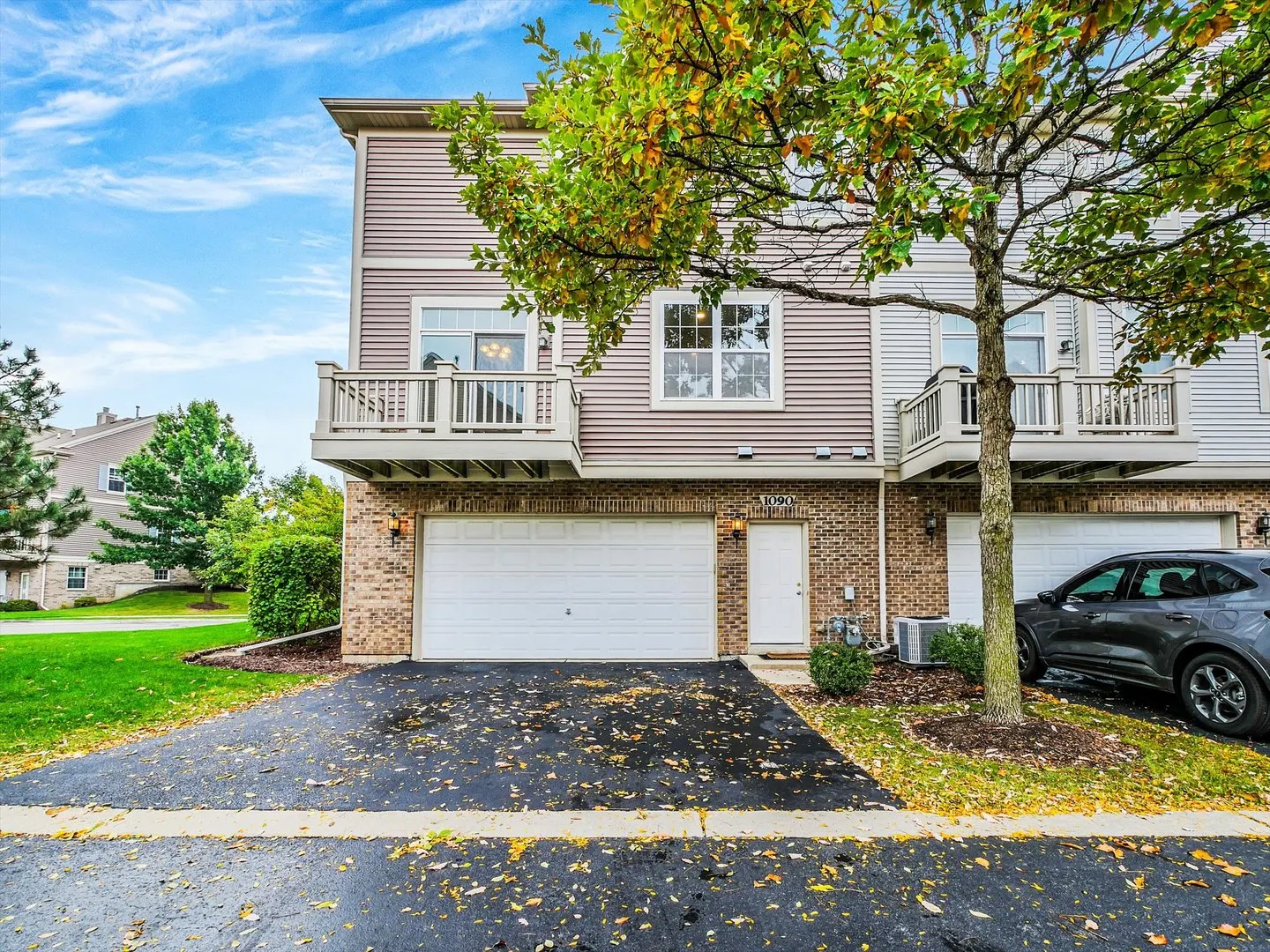 1090 Maubert Court IL
