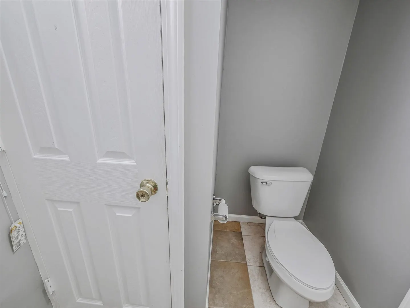 1090 Maubert Court IL