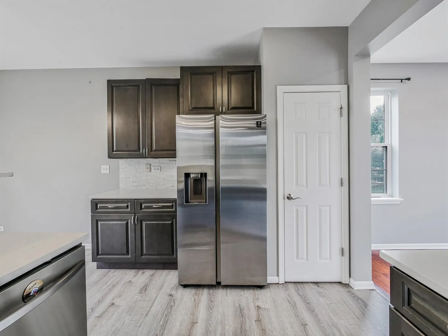 1090 Maubert Court IL