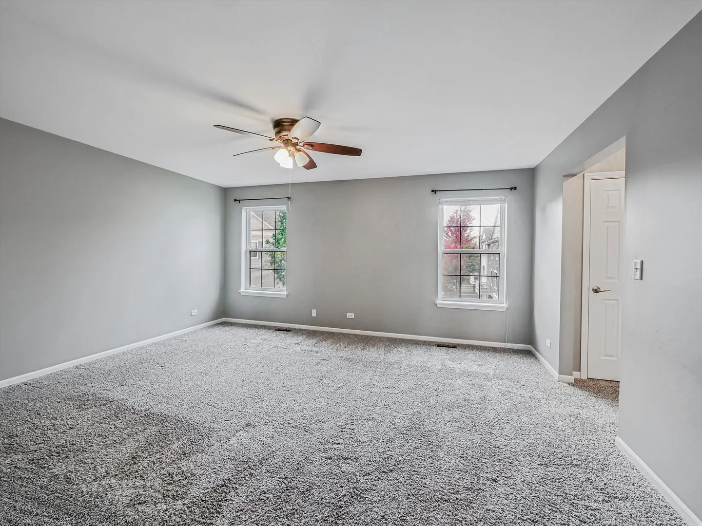 1090 Maubert Court IL