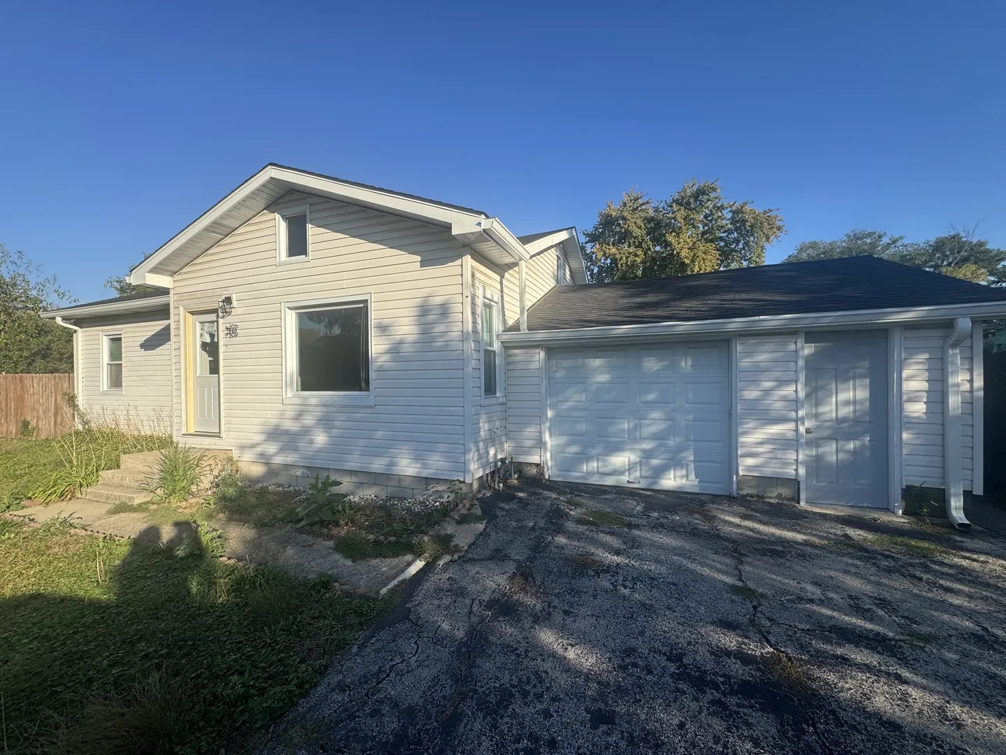 7940 W 71st Street IL