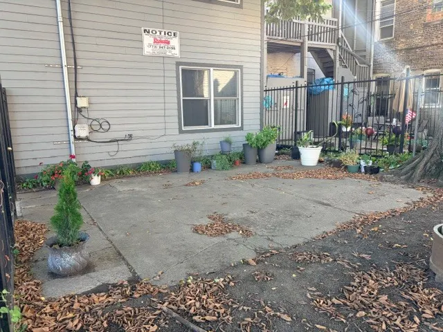 1734 W 35th Street IL