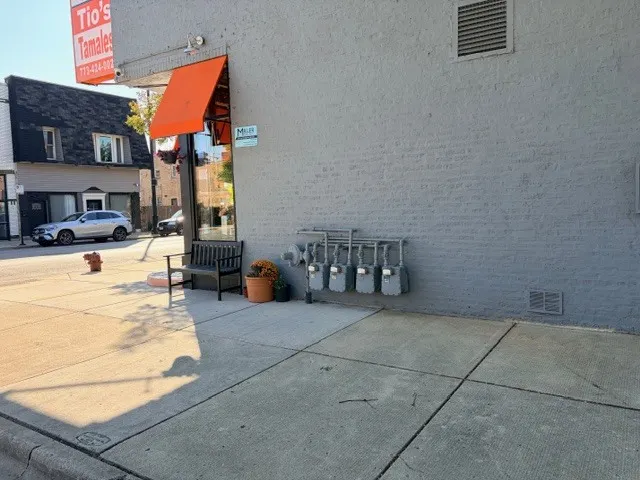 1734 W 35th Street IL