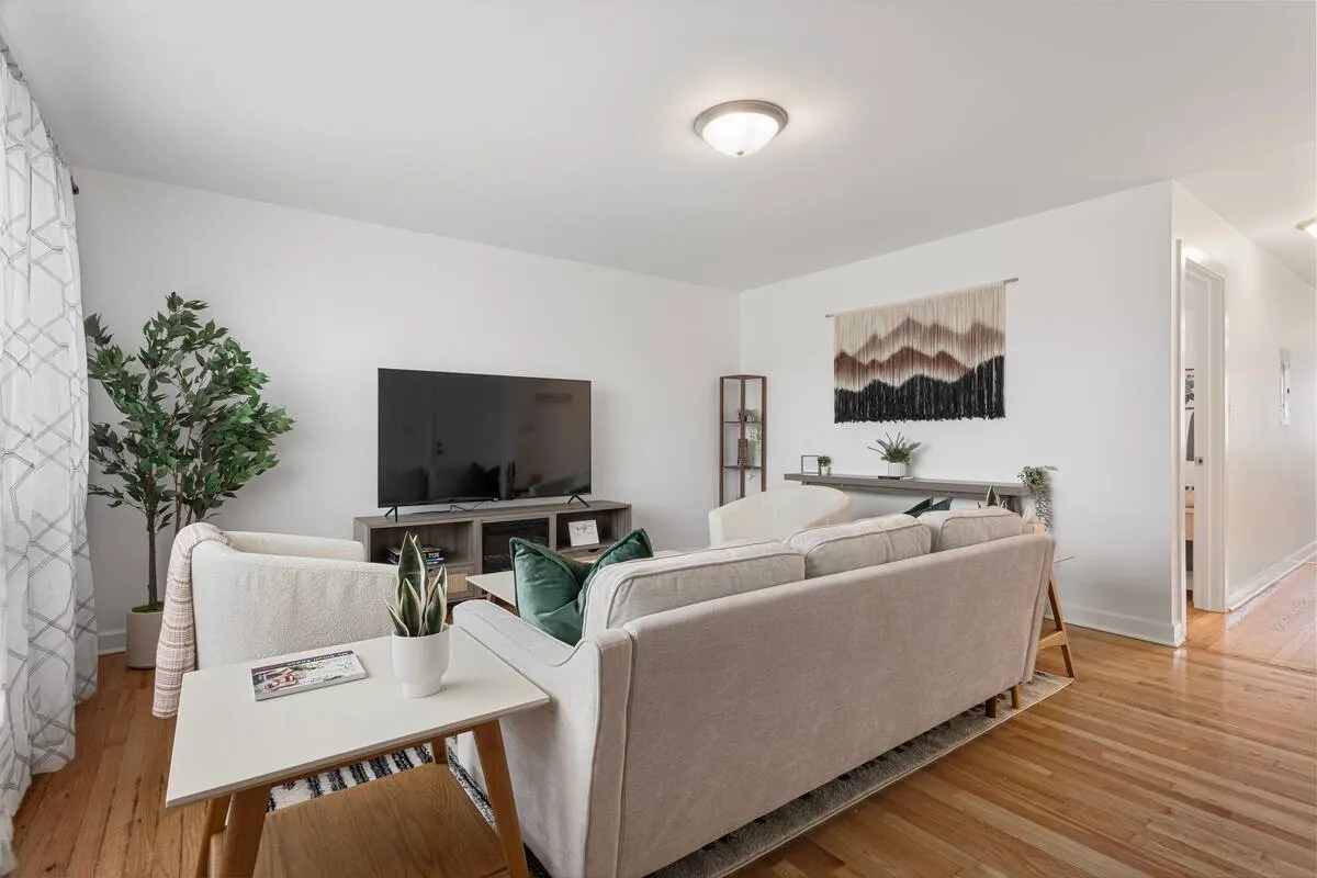 9606 Golf Terrace 2W IL
