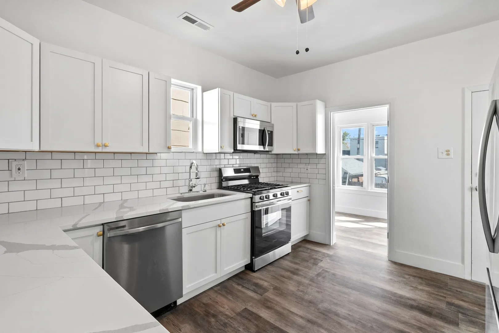 1225 S 49th Court IL