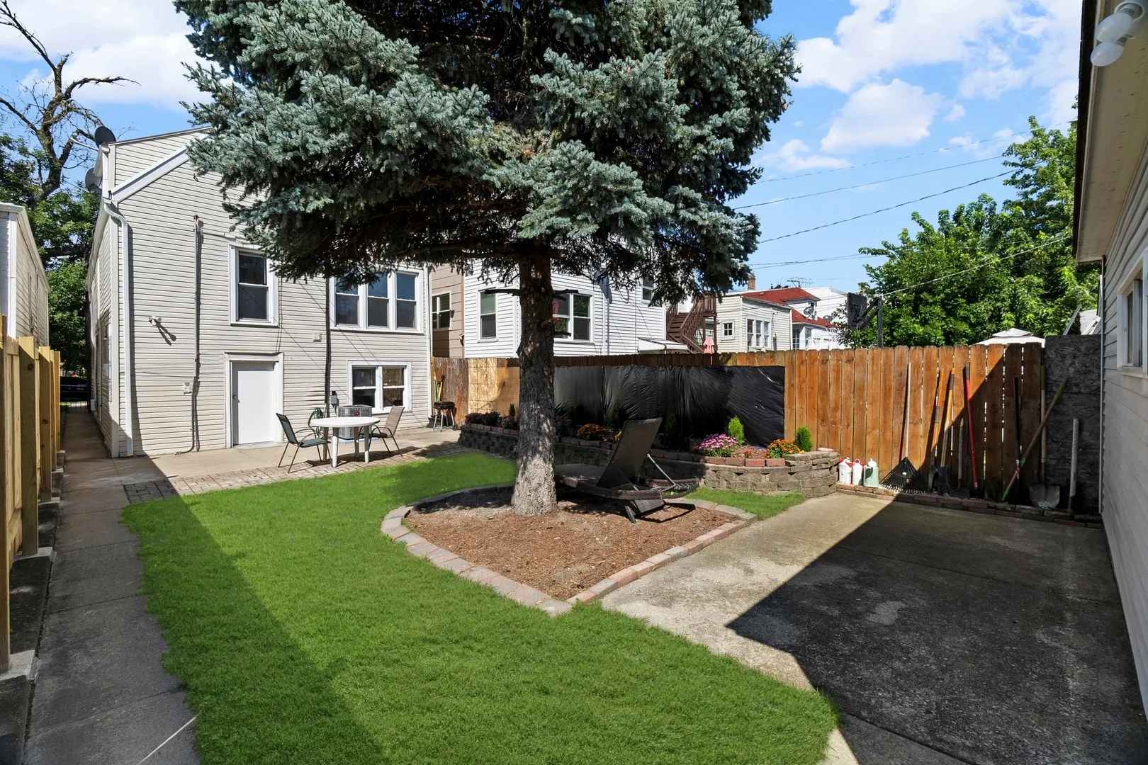 1225 S 49th Court IL