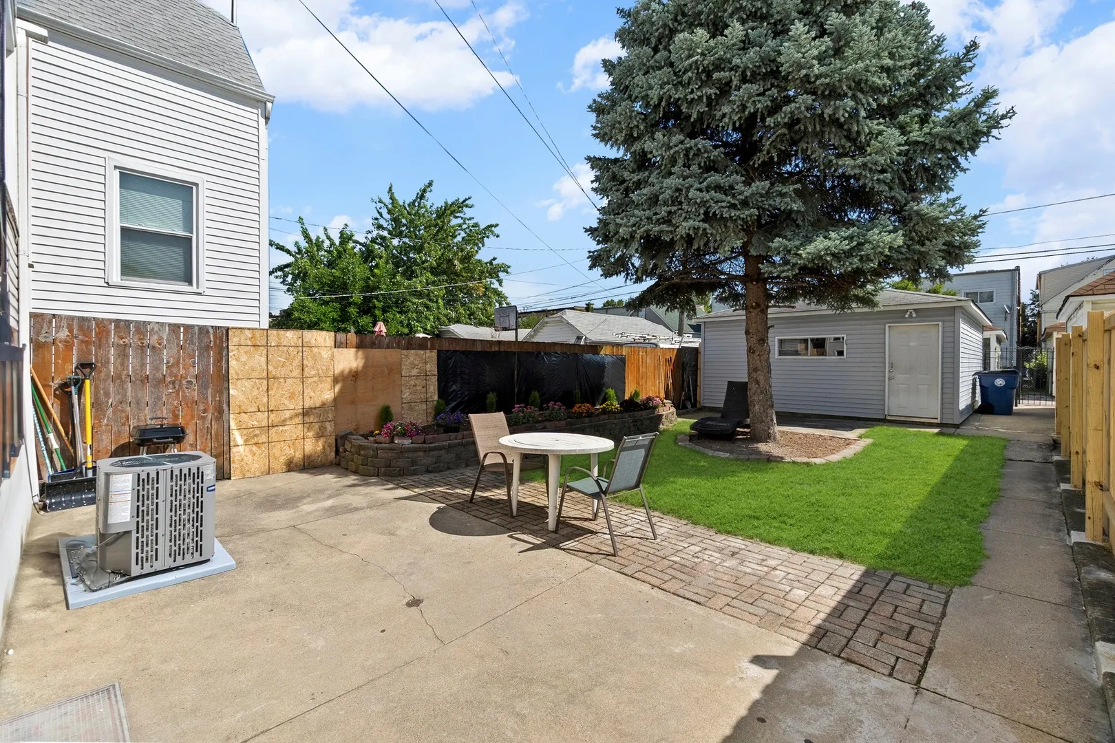 1225 S 49th Court IL