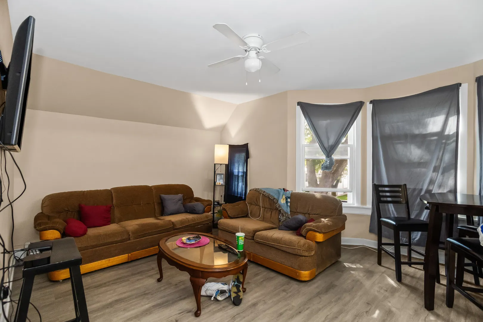 4028 W Waveland Avenue IL