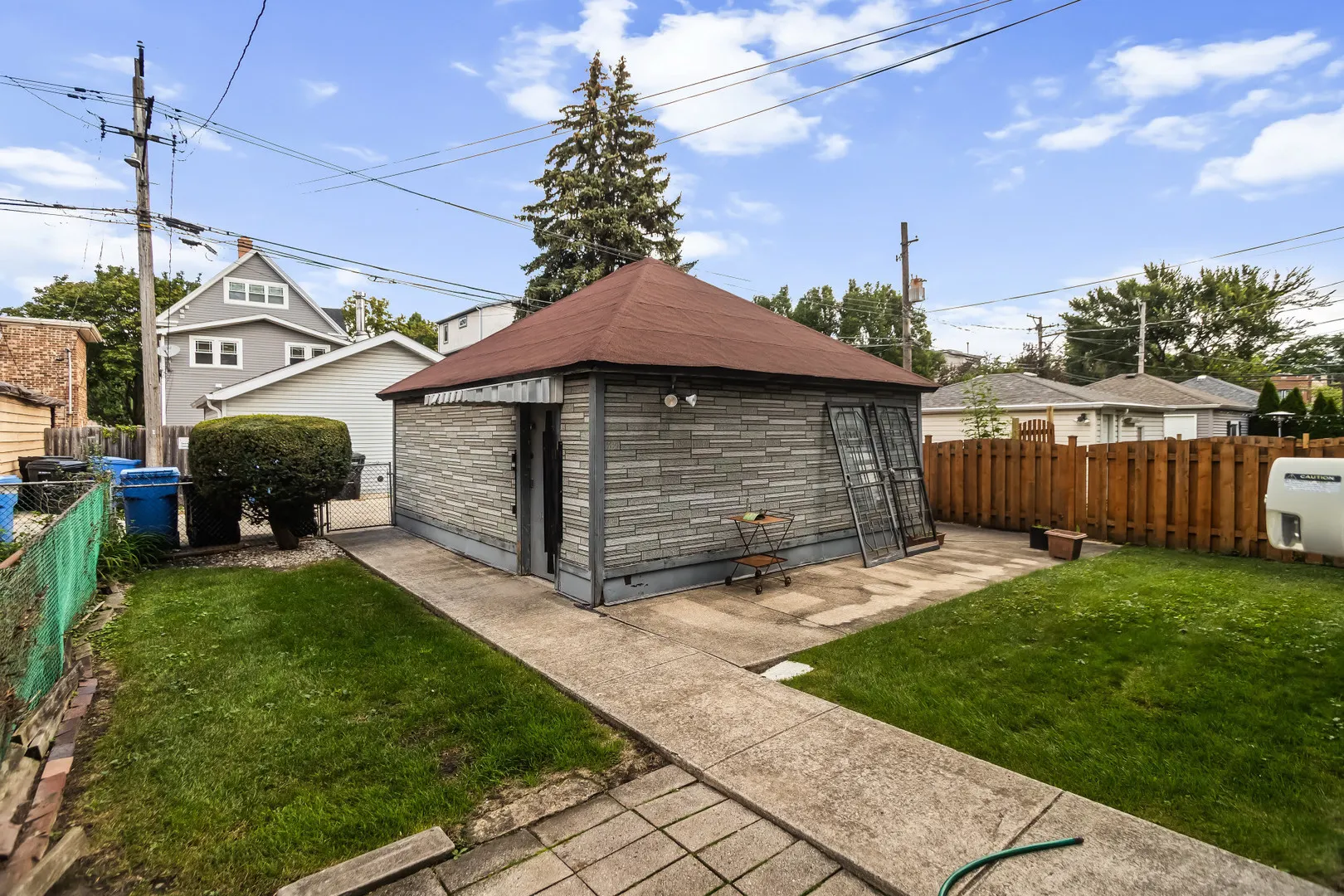 4028 W Waveland Avenue IL