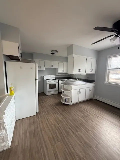 3537 Harlem Avenue 2F IL