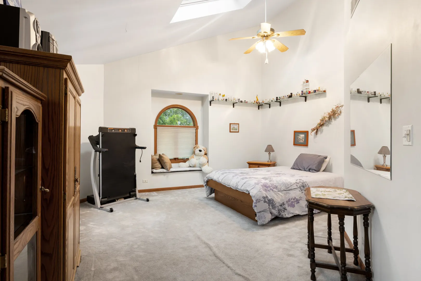 316 E Highland Avenue IL