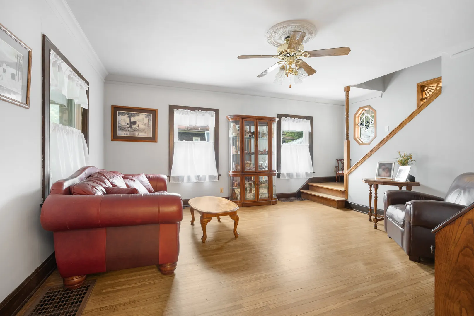 316 E Highland Avenue IL