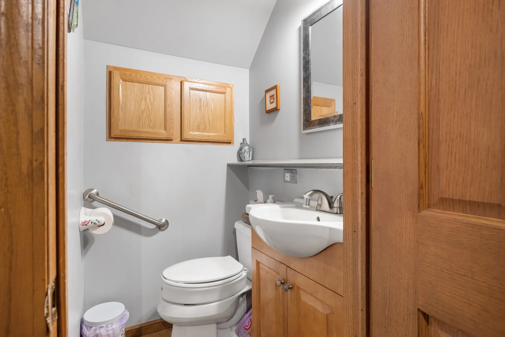 316 E Highland Avenue IL