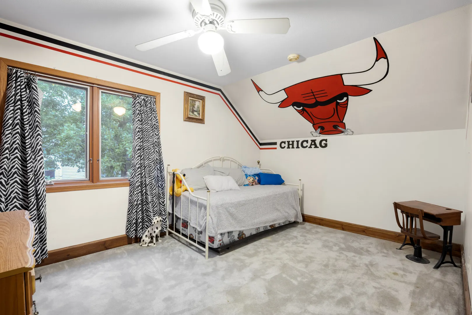 316 E Highland Avenue IL