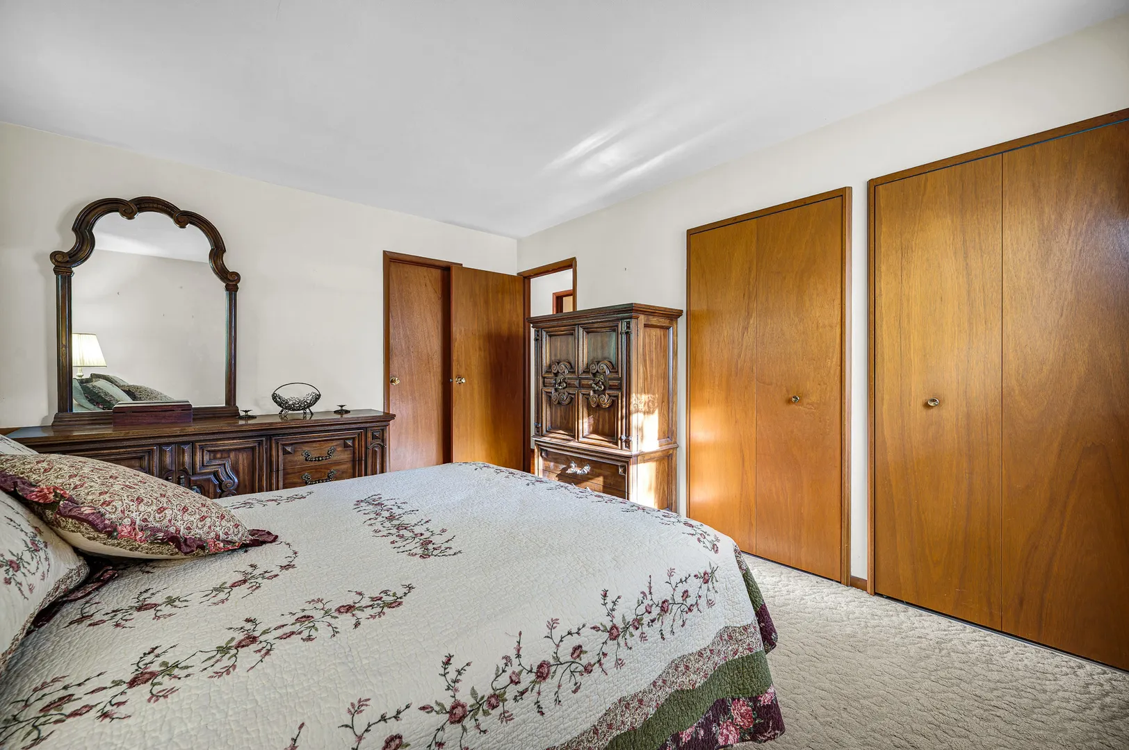 4915 Hopewood Court IL