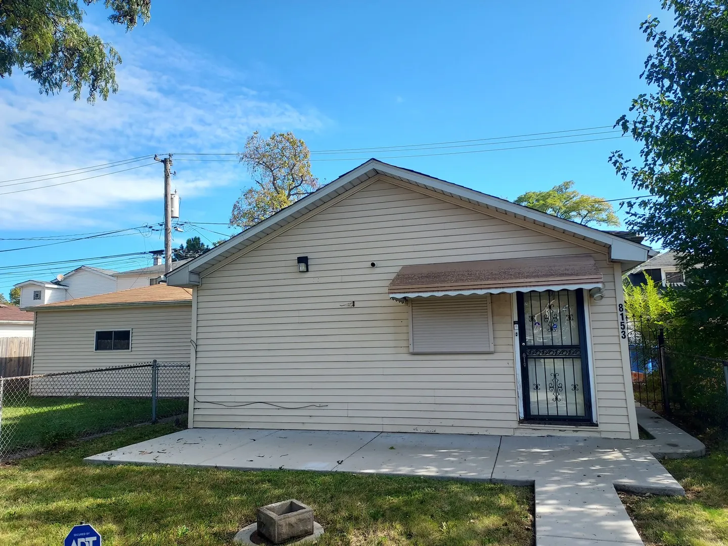 8153 S Calumet Avenue IL