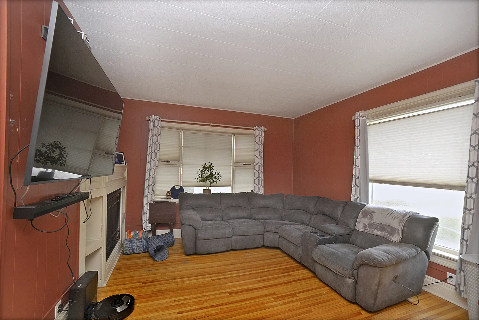 1050 State Street IL