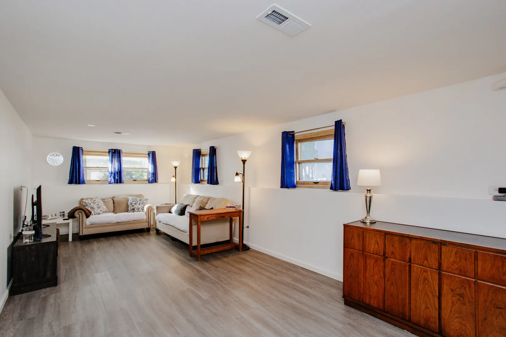 450 E Palatine Road IL