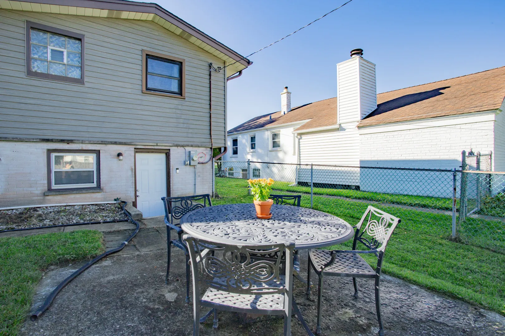 450 E Palatine Road IL