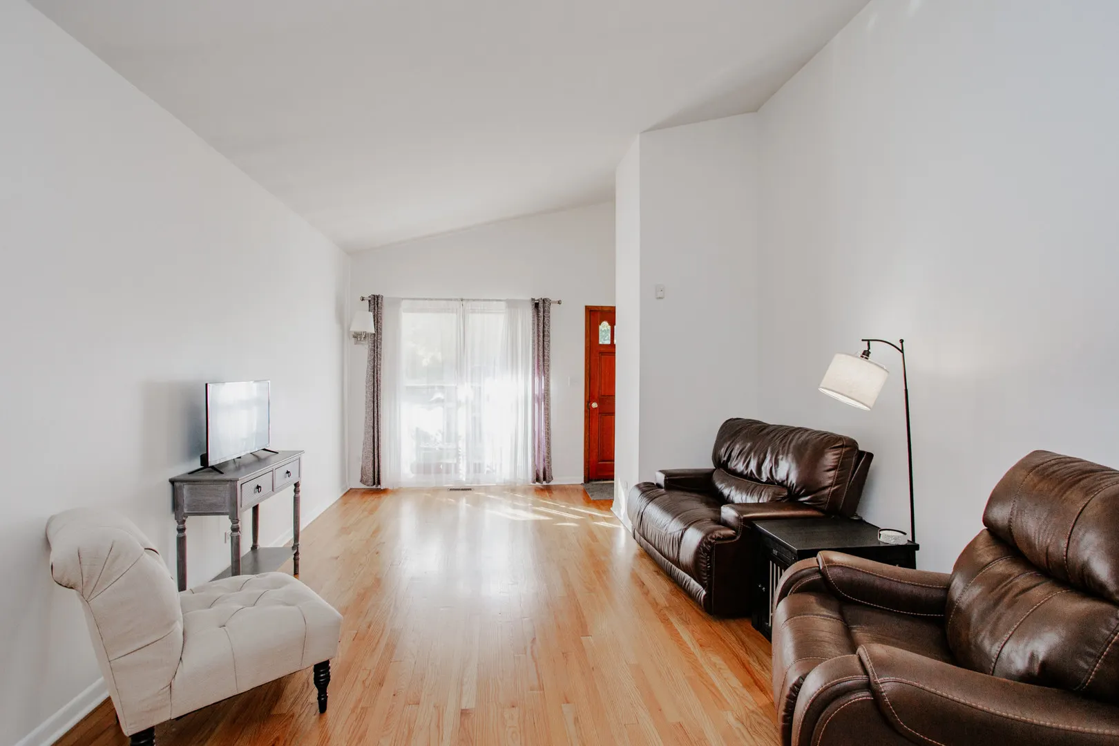 450 E Palatine Road IL