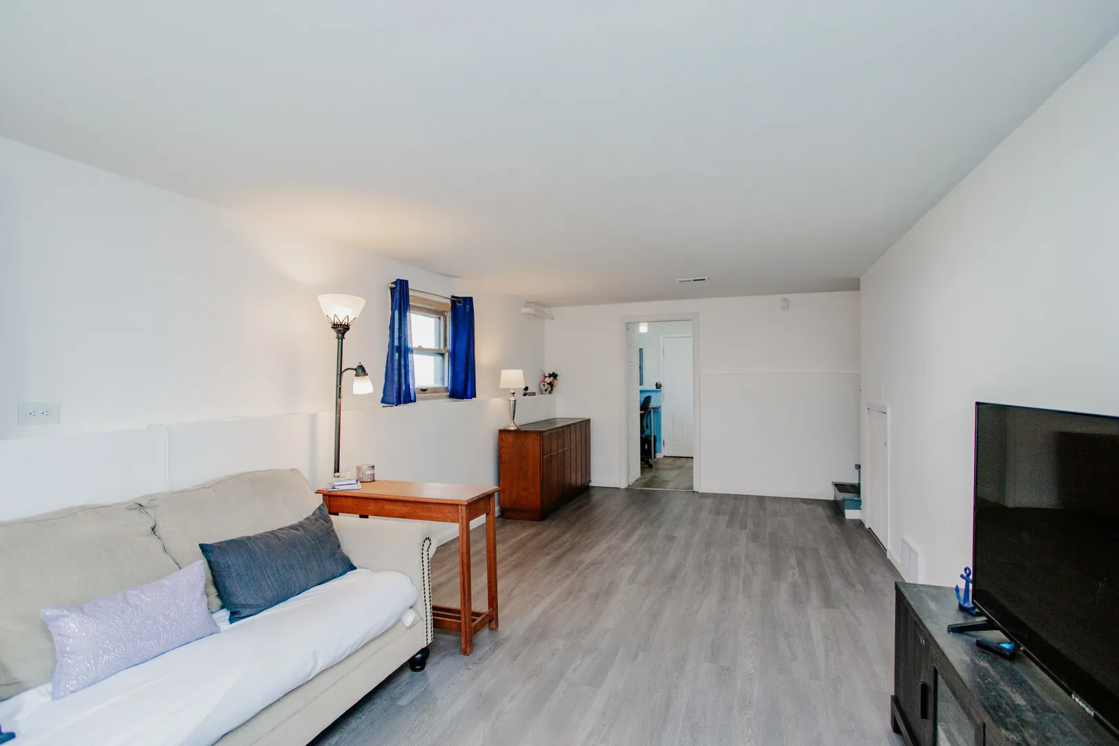 450 E Palatine Road IL