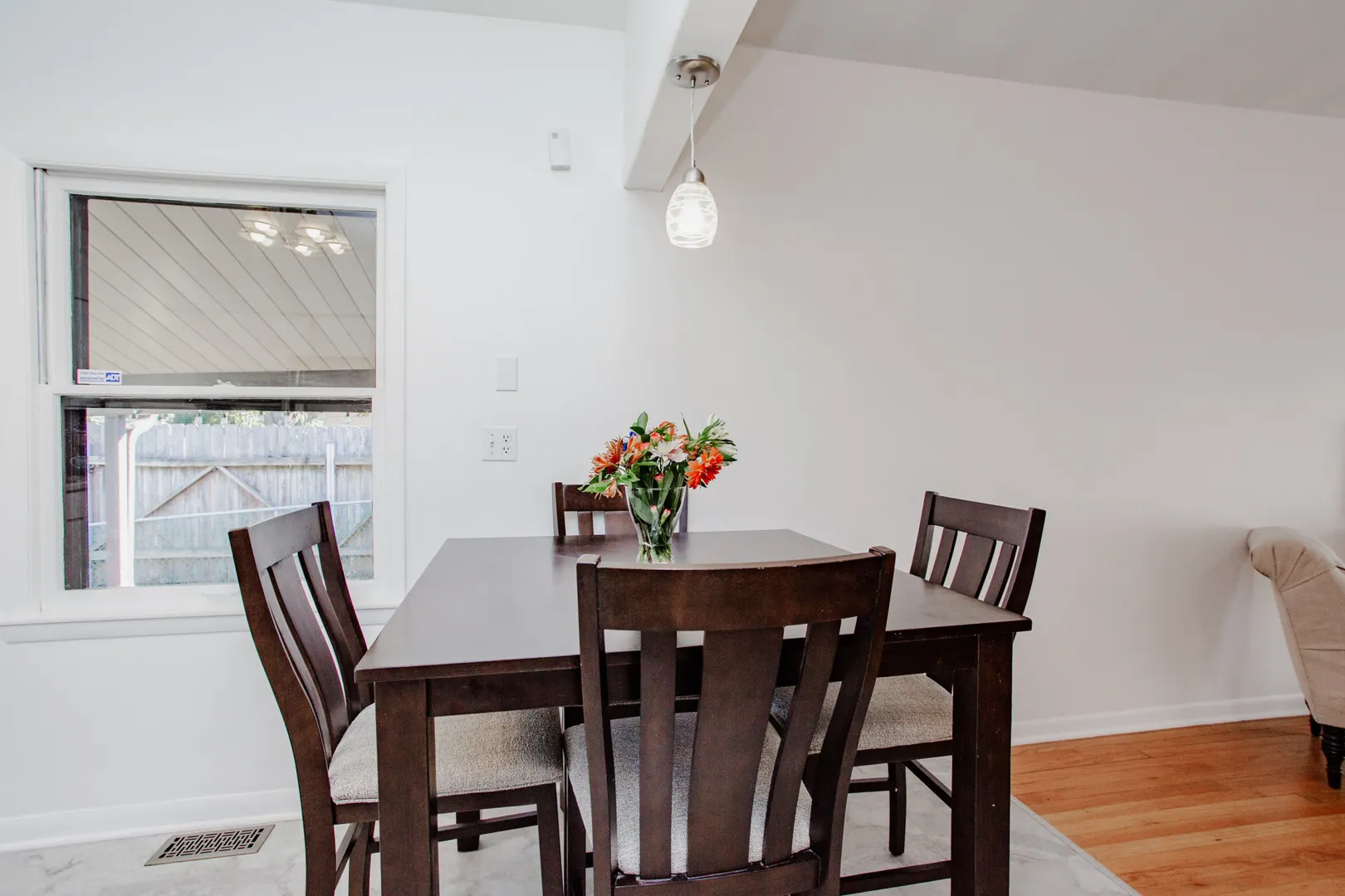 450 E Palatine Road IL