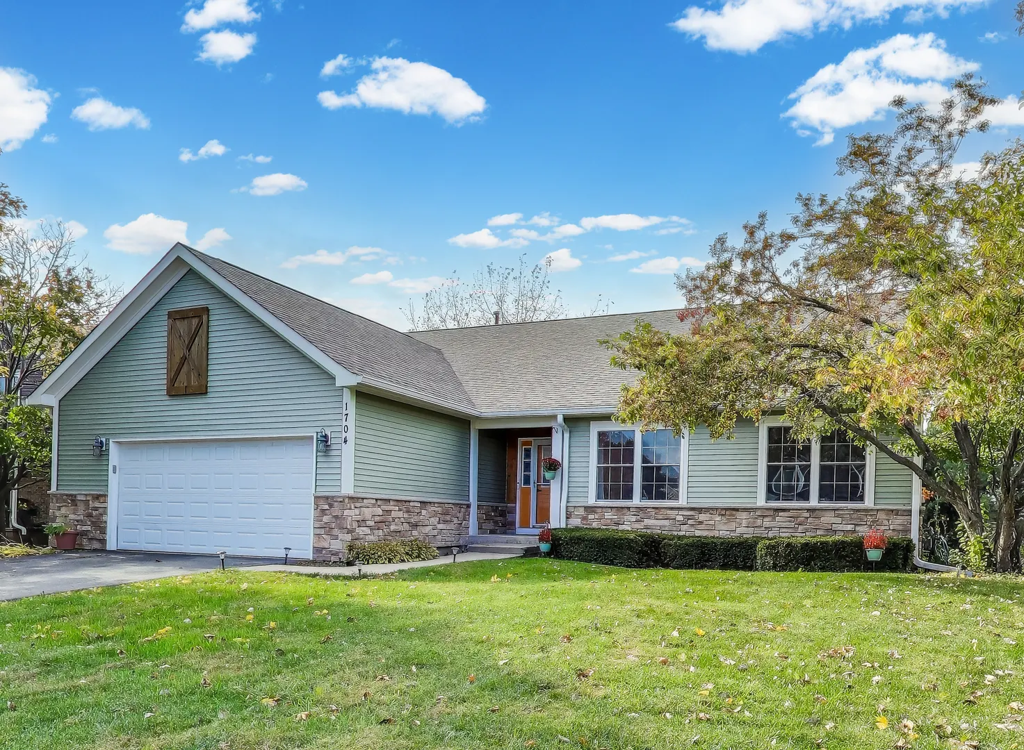 1704 Cherry Court IL