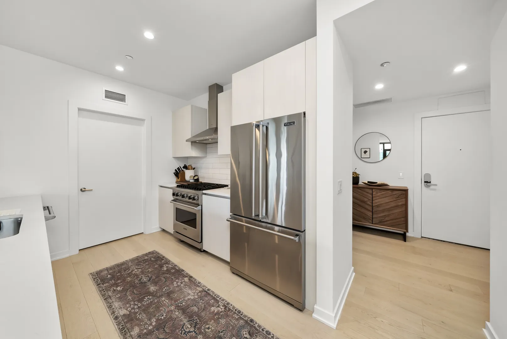 1648 W Division Street 407 IL